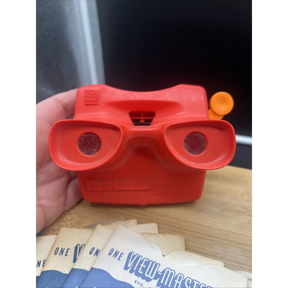 Vintage View Master 3D Red Classic Toy Slide Viewer With 7 Slides Made In USA